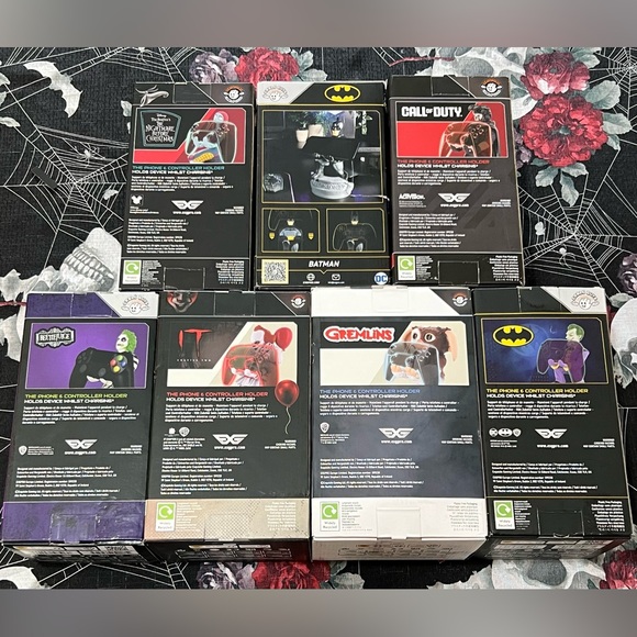 EXGPRO CHOOSE ONE: BEETLEJUICE JOKER BATMAN SALLY PHONE CONTROLLER HOLDER NIB - Picture 14 of 15